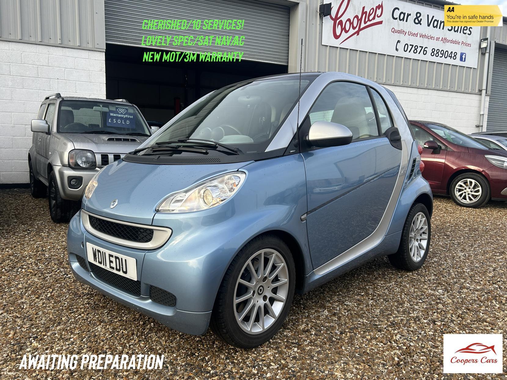 Smart fortwo 1.0 MHD Passion Coupe 2dr Petrol SoftTouch Euro 5 (s/s) (71 bhp)
