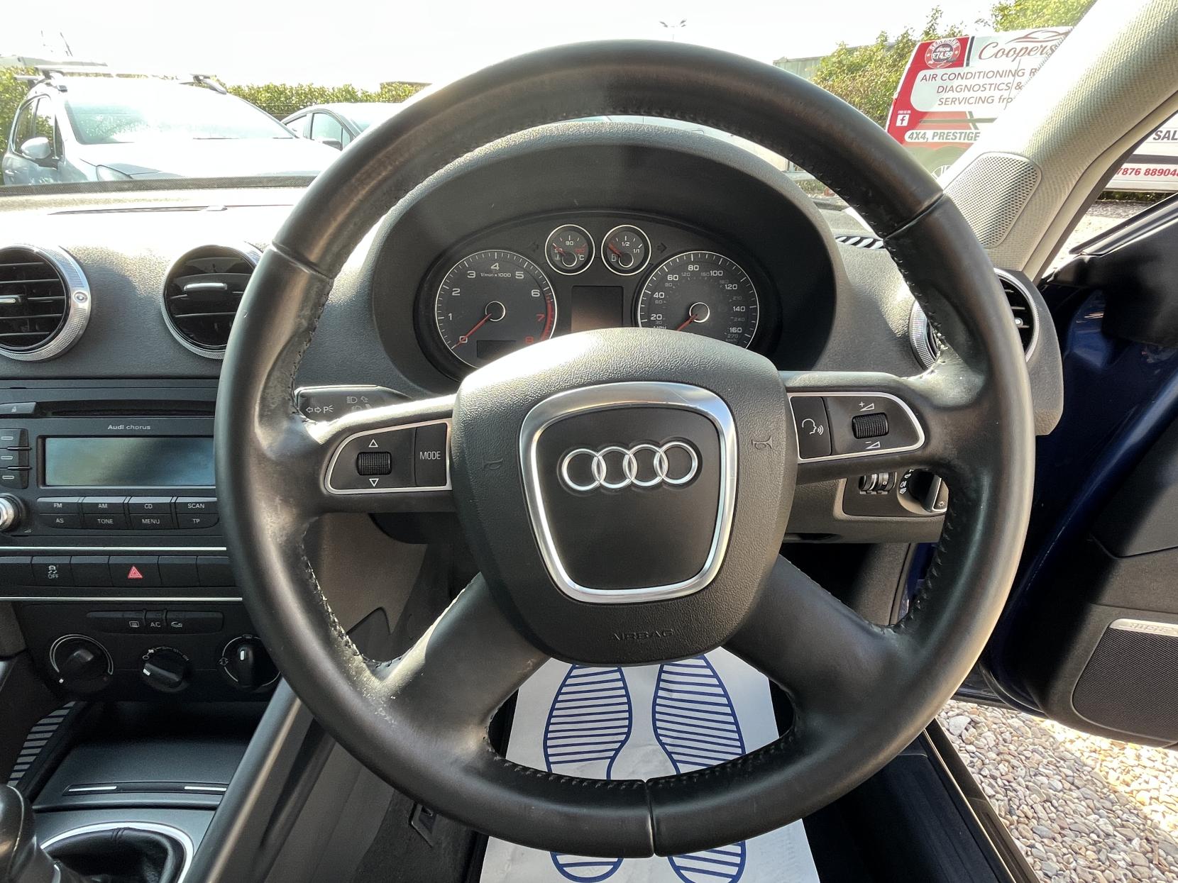 Audi A3 1.6 Technik SE Sportback 5dr Petrol Manual Euro 4 (102 ps)