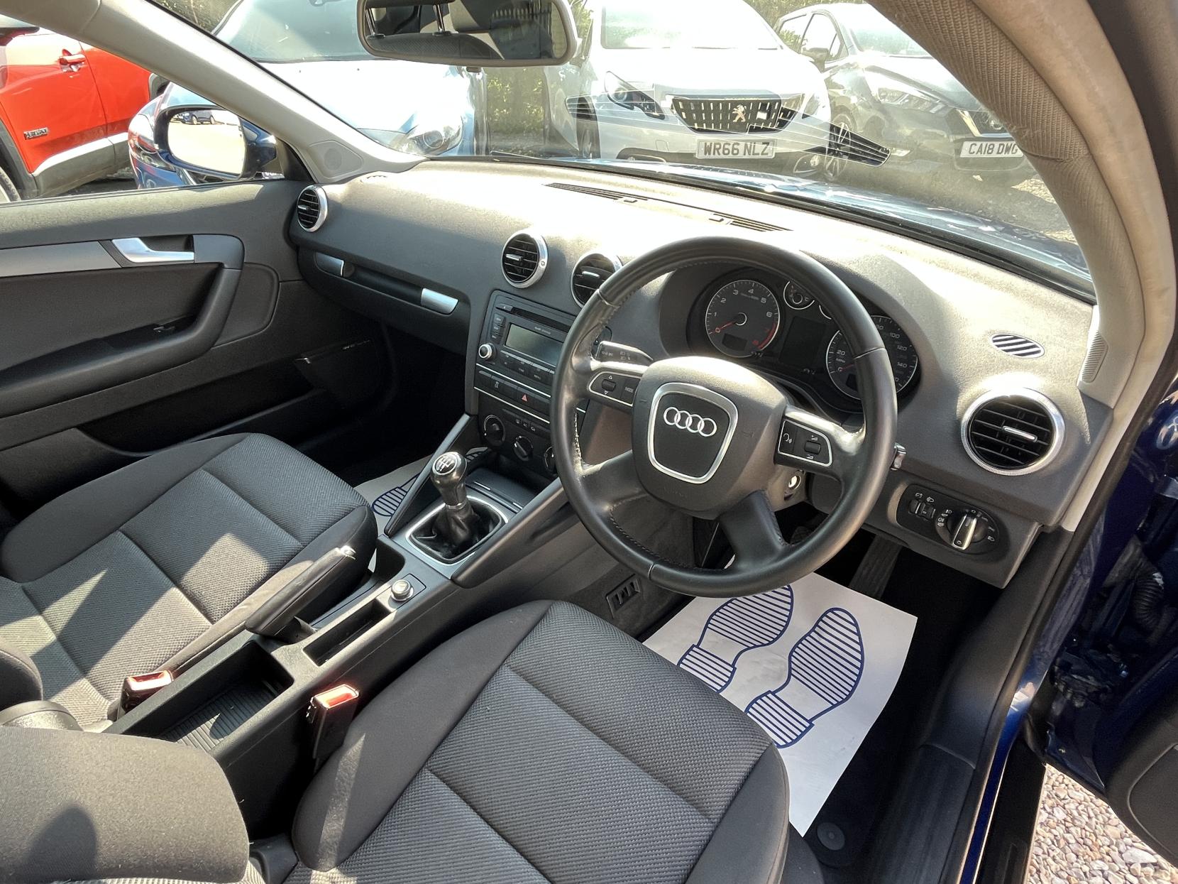 Audi A3 1.6 Technik SE Sportback 5dr Petrol Manual Euro 4 (102 ps)