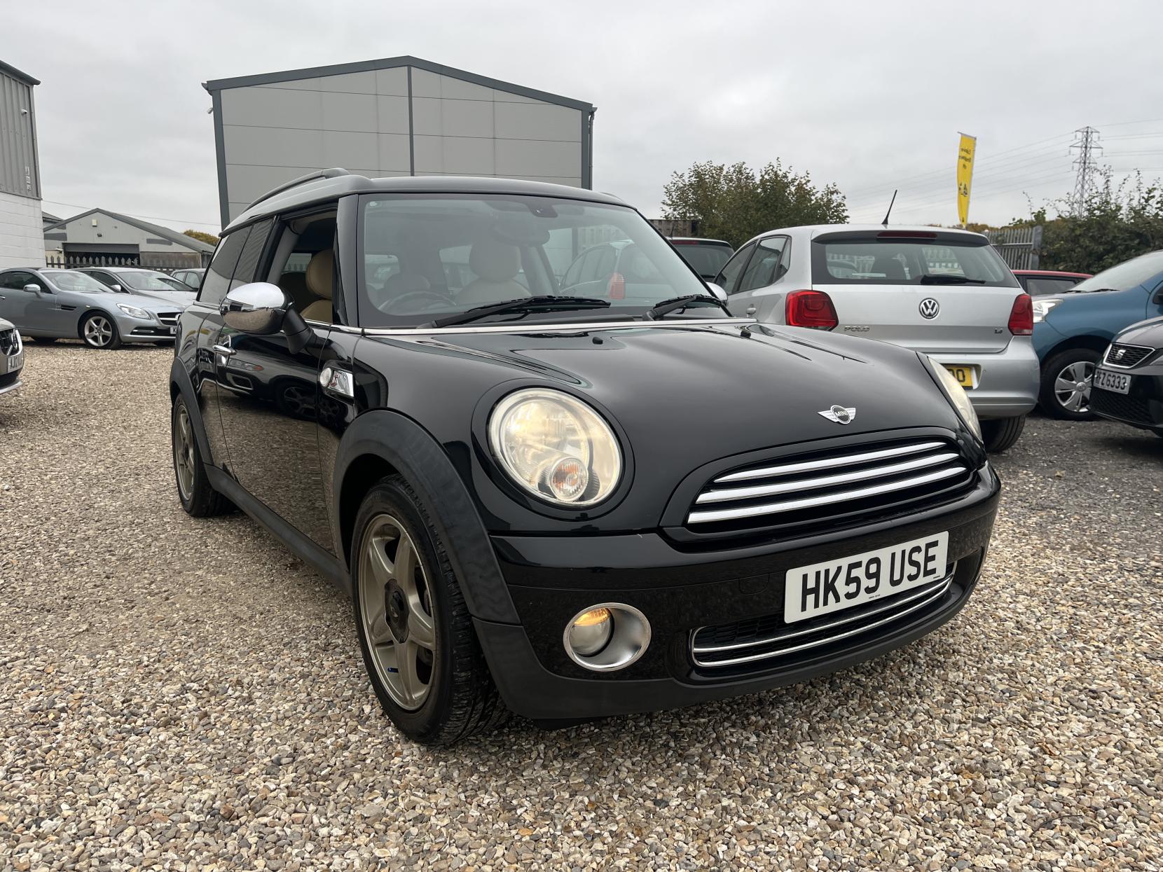 MINI Clubman 1.6 Cooper Estate 5dr Petrol Manual Euro 4 (120 ps)