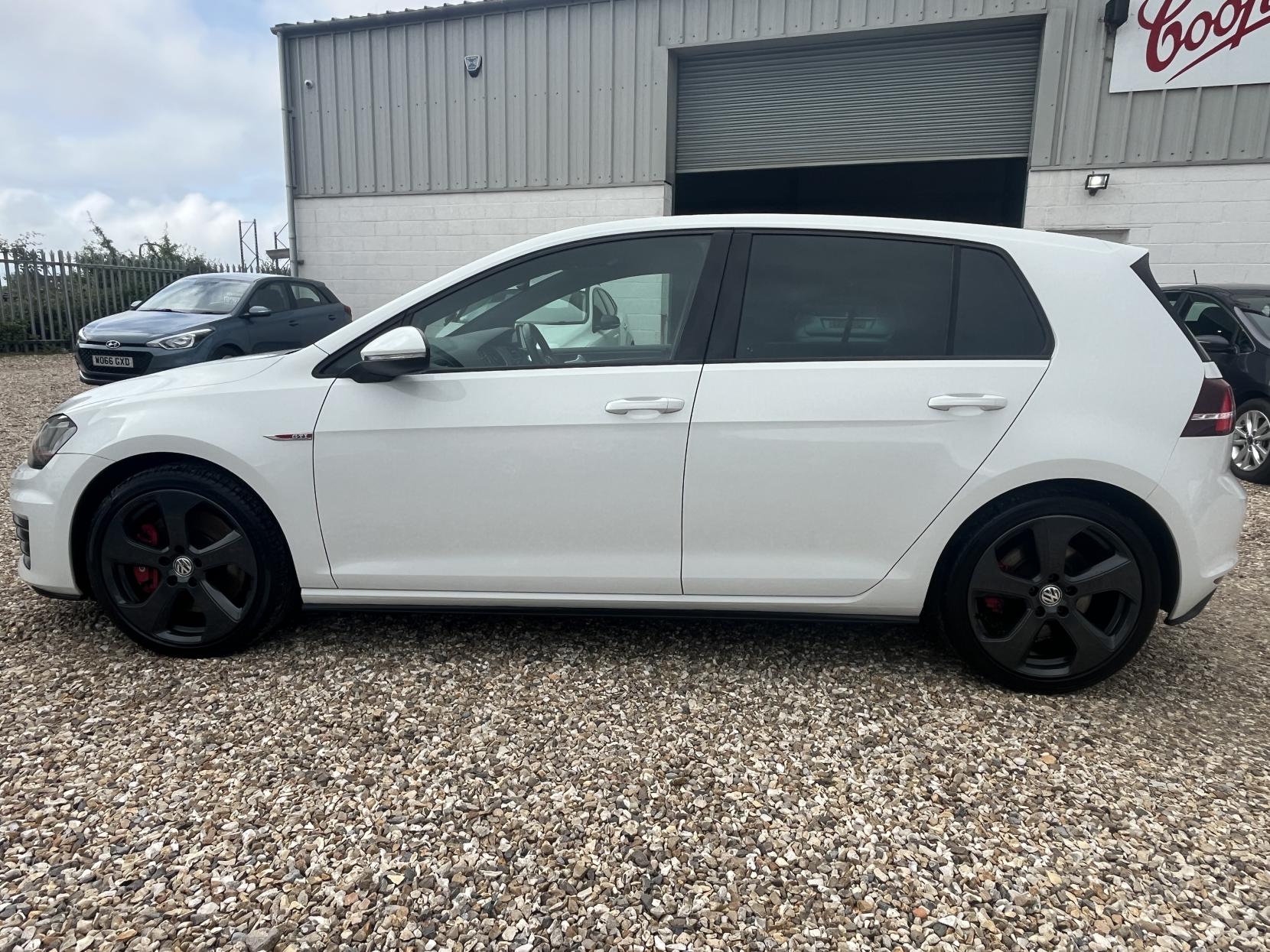 Volkswagen Golf 2.0 TSI BlueMotion Tech GTI Performance Hatchback 5dr Petrol Manual Euro 6 (s/s) (230 ps)
