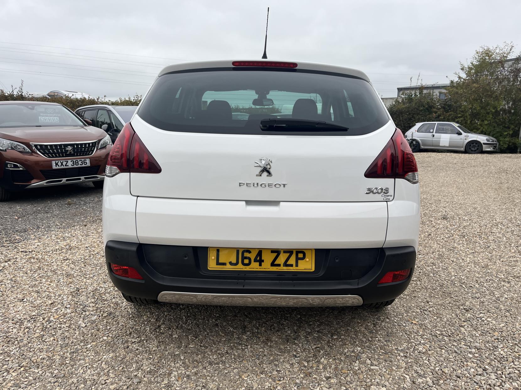 Peugeot 3008 1.6 HDi Active SUV 5dr Diesel Manual Euro 5 (115 ps)
