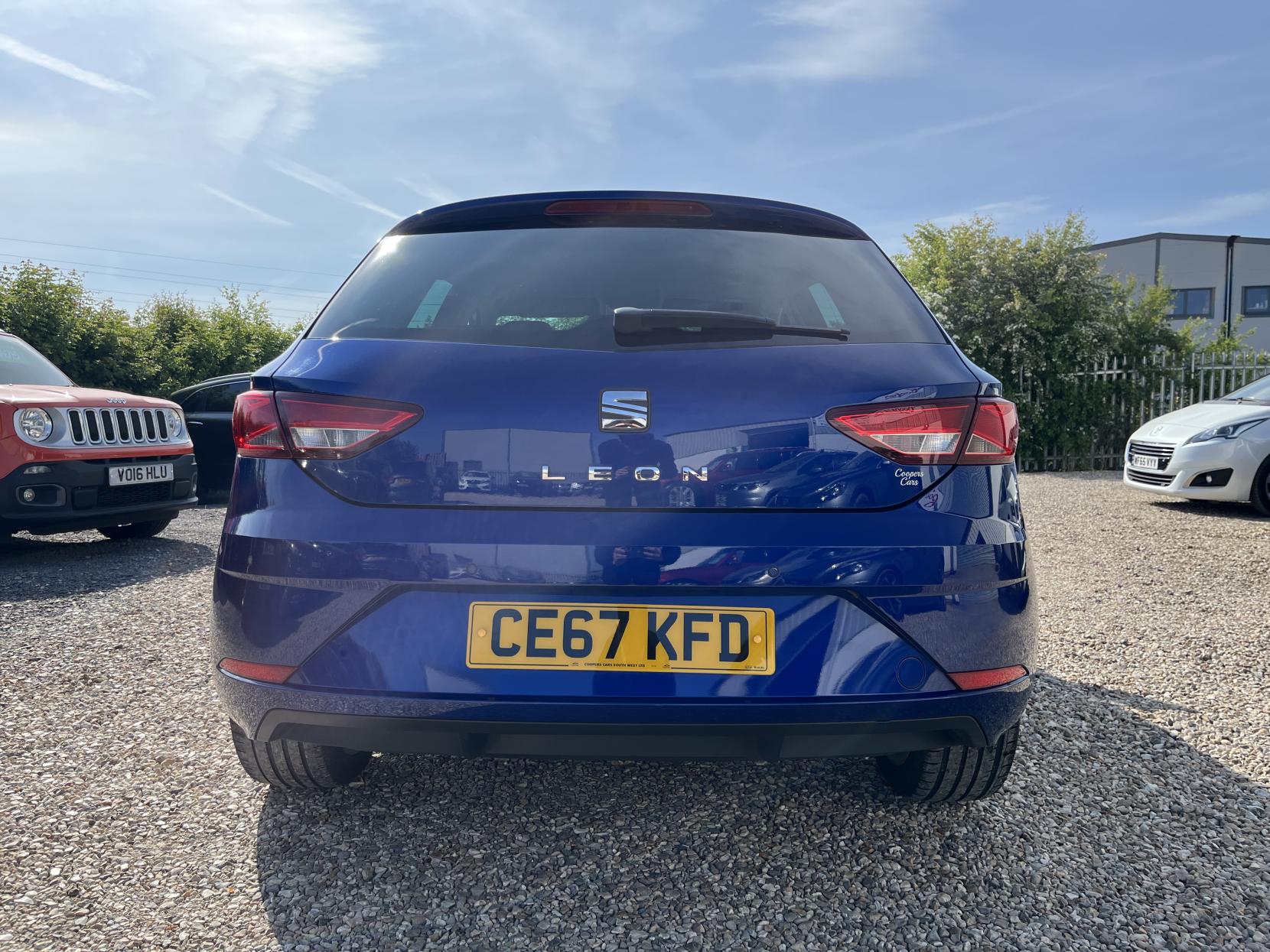 SEAT Leon 1.2 TSI SE Dynamic Technology Hatchback 5dr Petrol Manual Euro 6 (s/s) (110 ps)