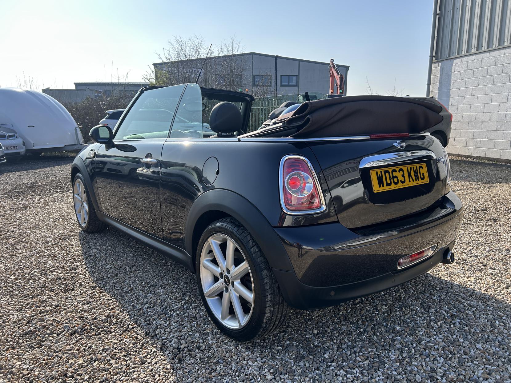 MINI Convertible 1.6 Cooper D Highgate Convertible 2dr Diesel Manual Euro 5 (s/s) (112 ps)