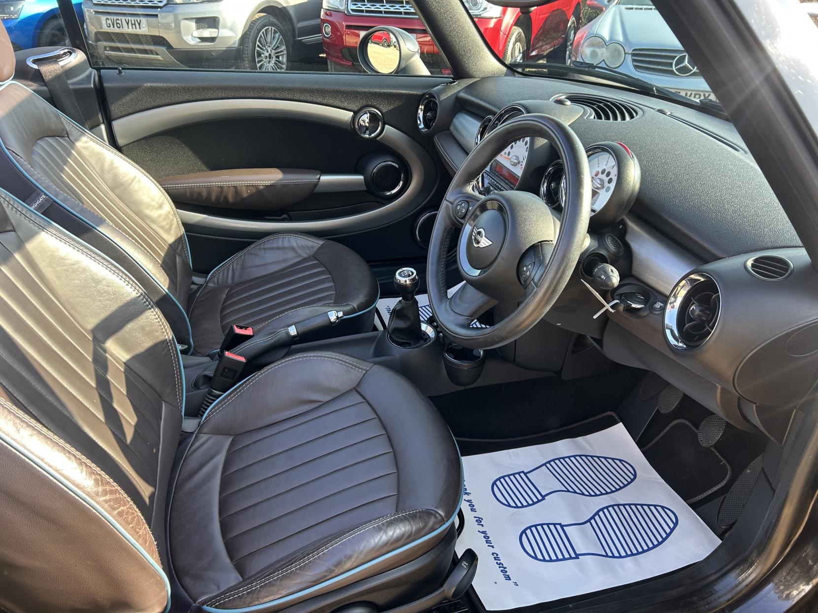 MINI Convertible 1.6 Cooper D Highgate Convertible 2dr Diesel Manual Euro 5 (s/s) (112 ps)