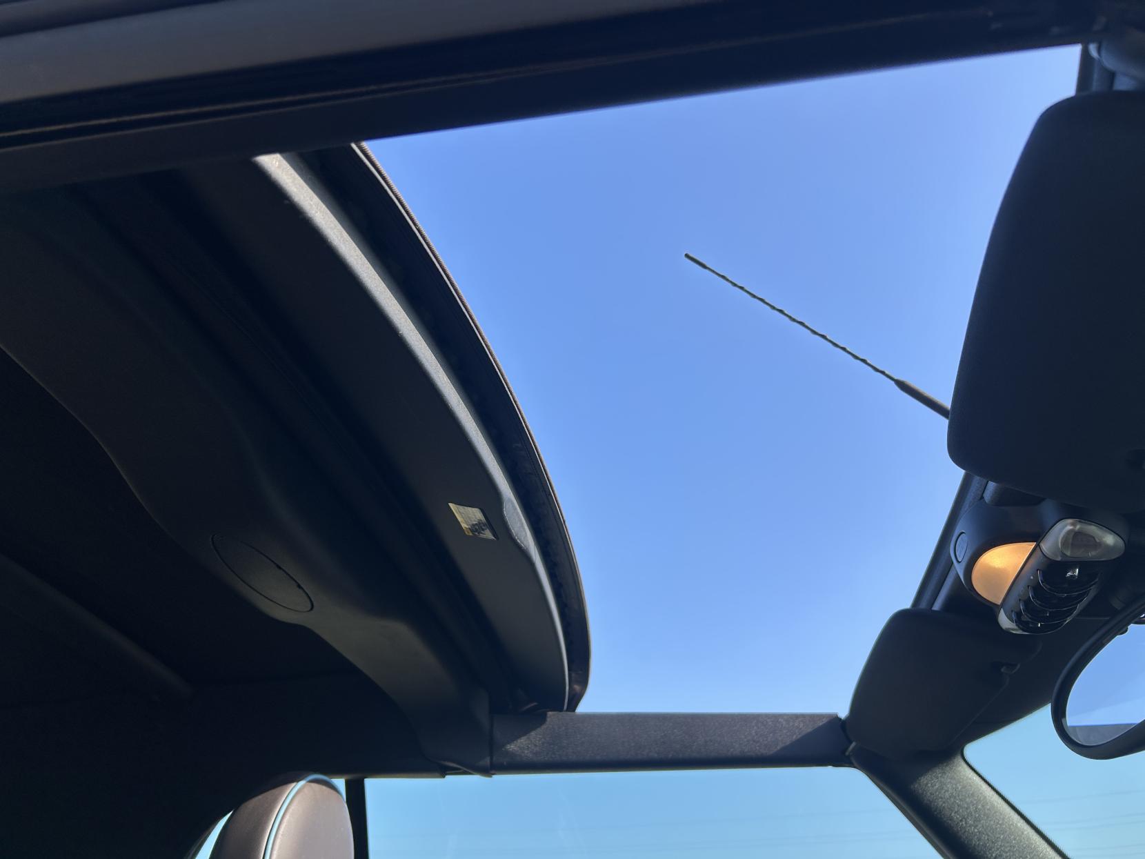 MINI Convertible 1.6 Cooper D Highgate Convertible 2dr Diesel Manual Euro 5 (s/s) (112 ps)