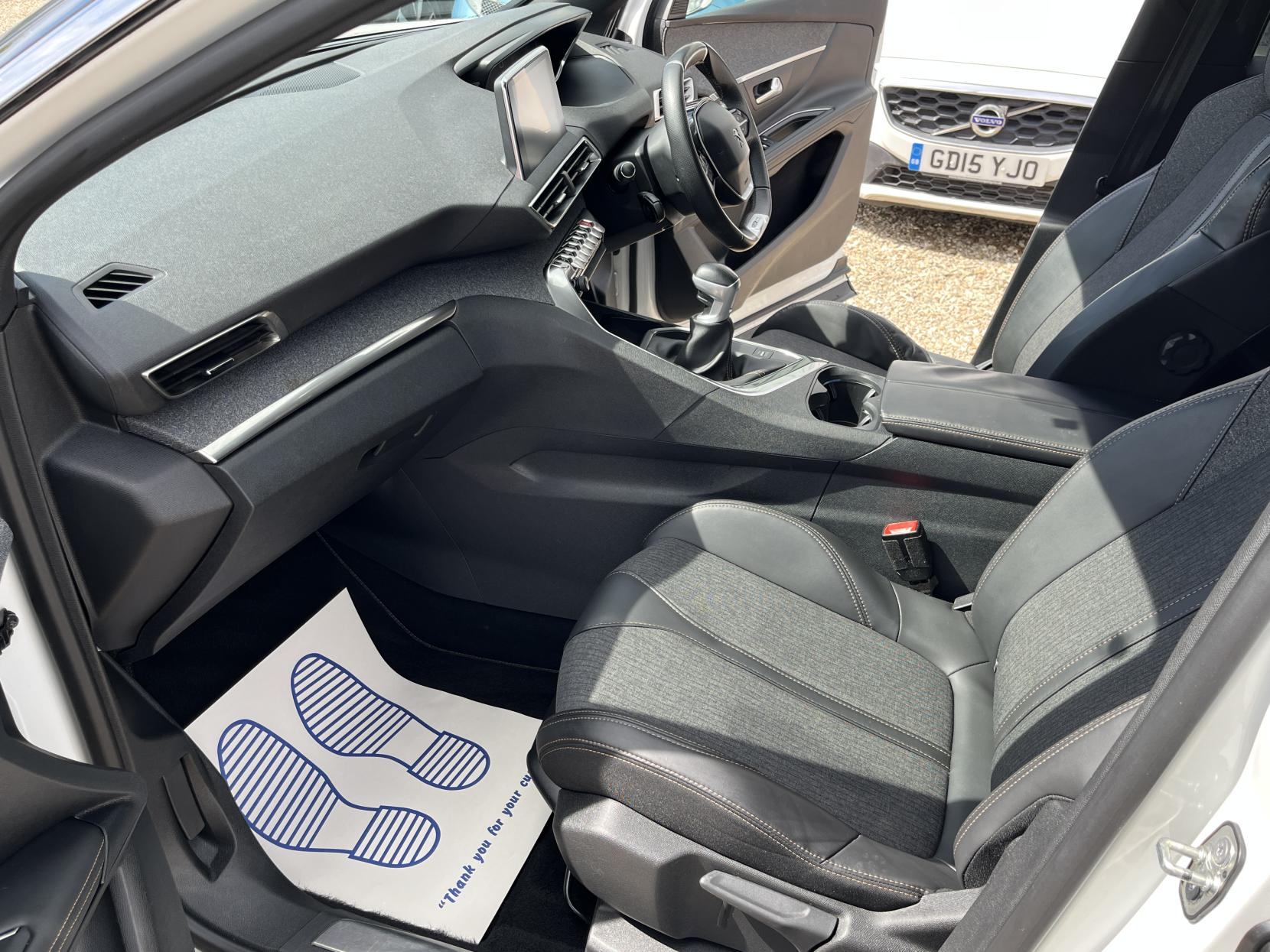 Peugeot 3008 1.6 BlueHDi GT Line SUV 5dr Diesel Manual Euro 6 (s/s) (120 ps)