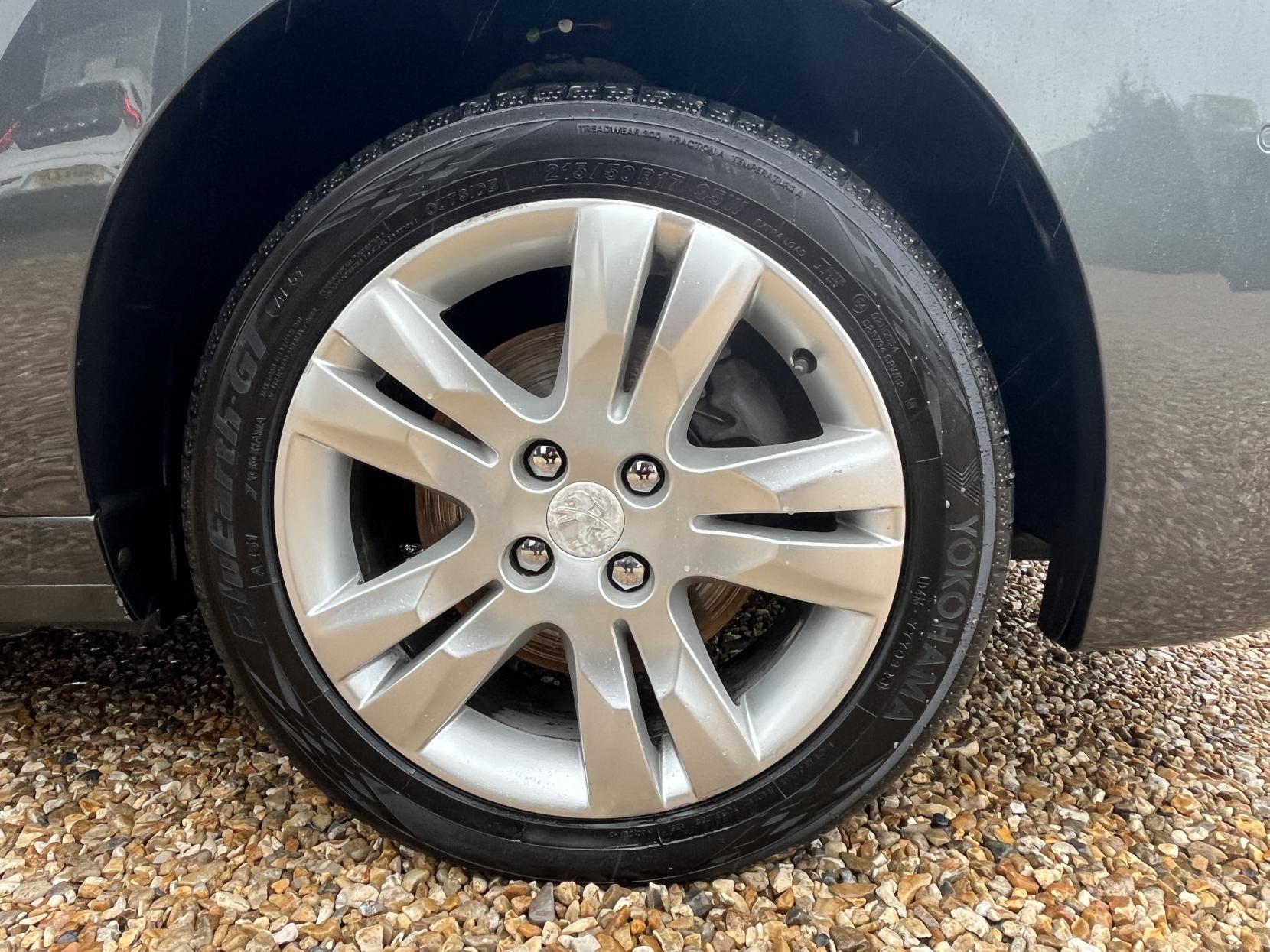Peugeot 5008 1.6 BlueHDi Active MPV 5dr Diesel Manual Euro 6 (s/s) (120 ps)