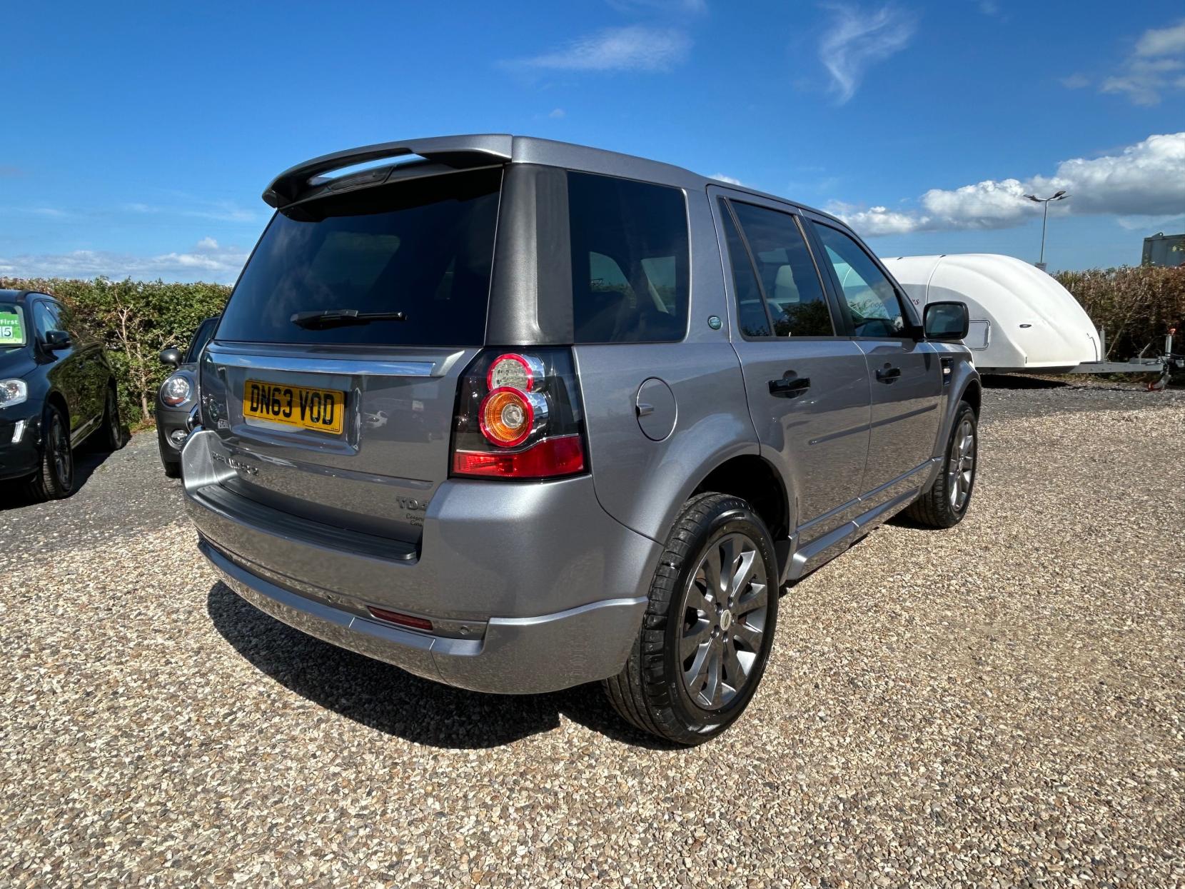 Land Rover Freelander 2 2.2 TD4 Dynamic SUV 5dr Diesel Manual 4WD Euro 5 (s/s) (150 ps)