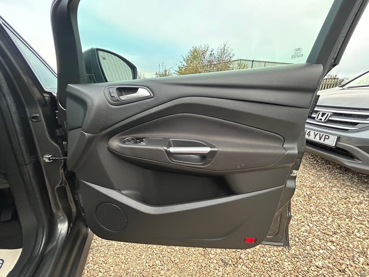 Ford C-Max 1.5 TDCi Zetec MPV 5dr Diesel Manual Euro 6 (s/s) (120 ps)