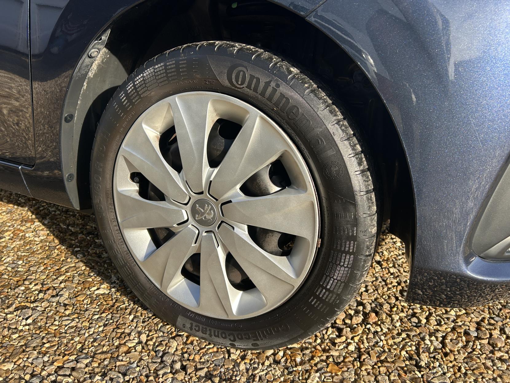 Peugeot 108 1.0 Active Hatchback 5dr Petrol Manual Euro 6 (68 ps)