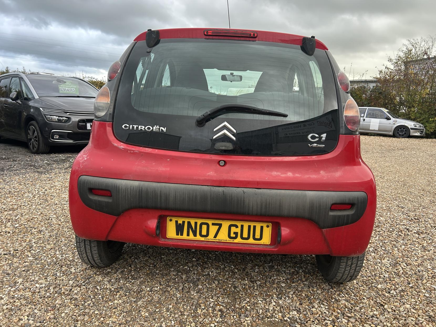 Citroen C1 1.0i Vibe Hatchback 5dr Petrol Manual Euro 4 (67 ps)