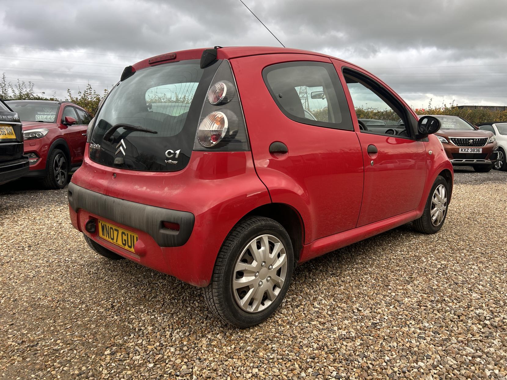 Citroen C1 1.0i Vibe Hatchback 5dr Petrol Manual Euro 4 (67 ps)