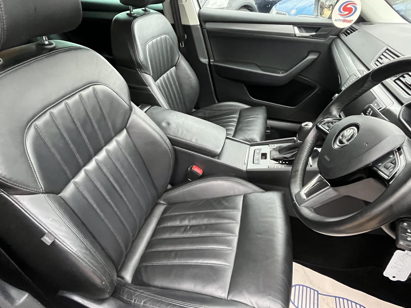 Skoda Superb 2.0 TDI SE L Executive Estate 5dr Diesel DSG Auto 6Spd Euro 6 (s/s) (150 ps)