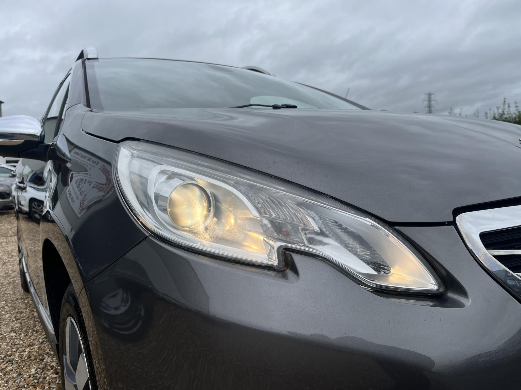 Peugeot 2008 1.6 e-HDi Allure SUV 5dr Diesel Manual Euro 5 (s/s) (92 ps)