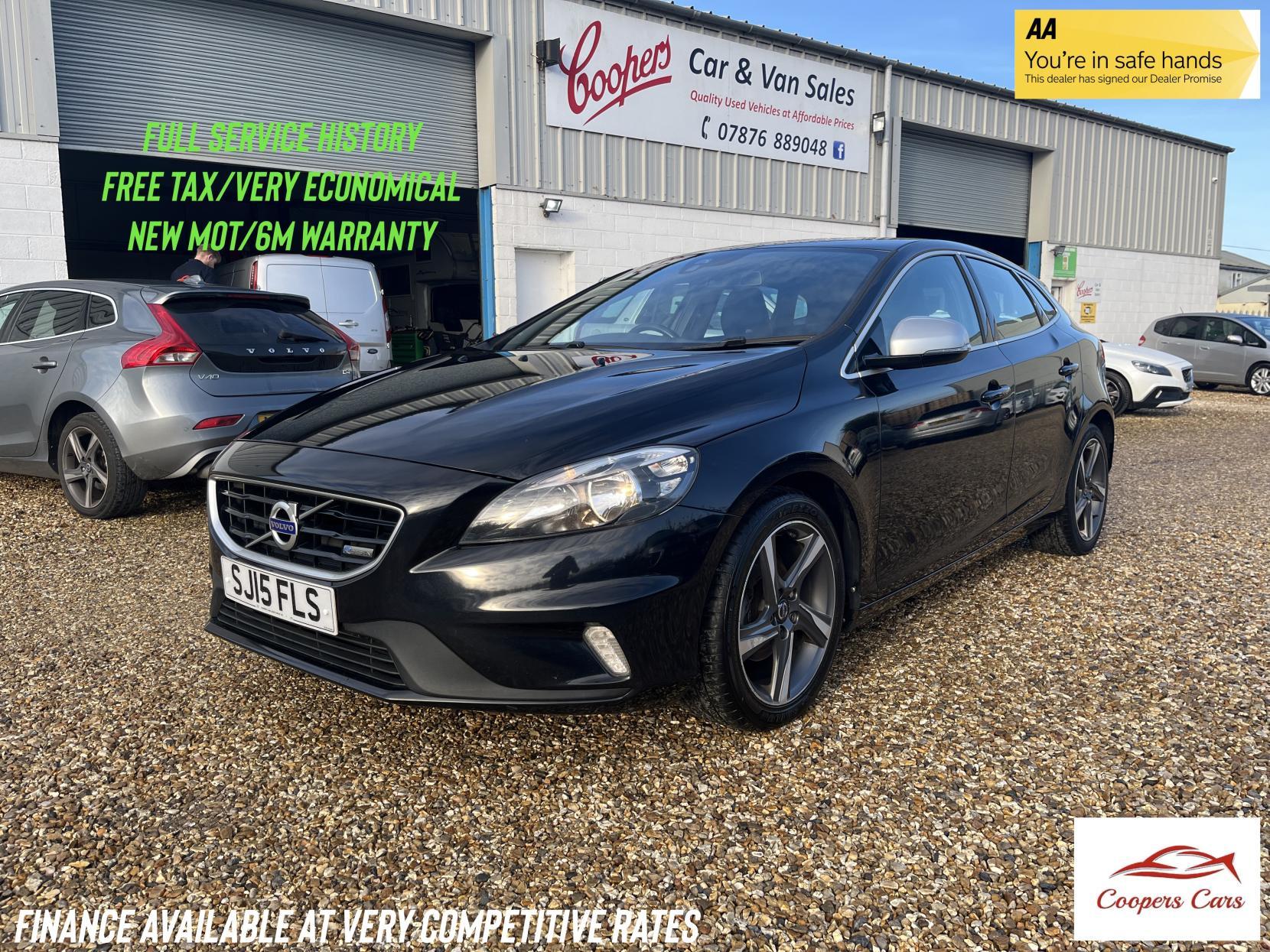 Volvo V40 1.6 D2 R-Design Hatchback 5dr Diesel Manual Euro 5 (s/s) (115 ps)