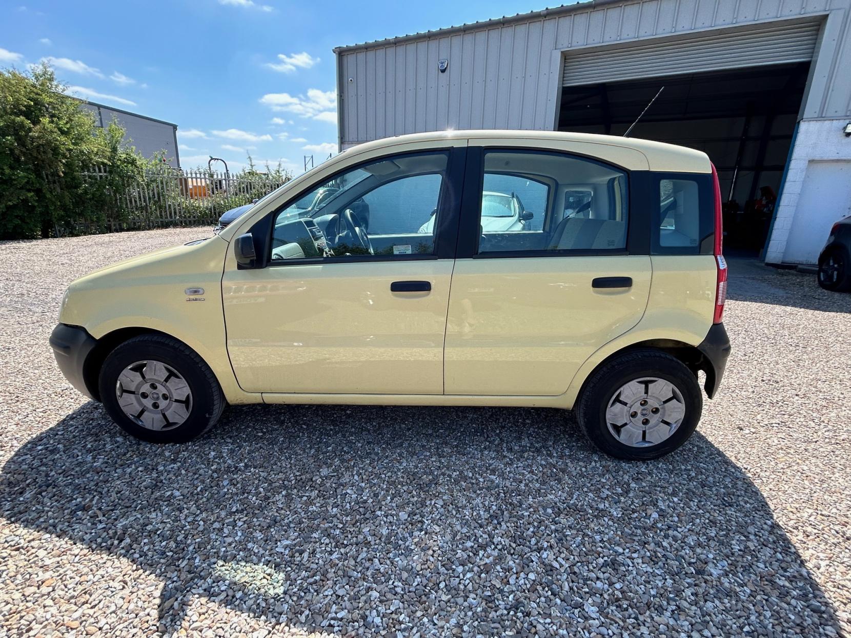 Fiat Panda 1.1 Active Hatchback 5dr Petrol Manual (135 g/km, 54 bhp)