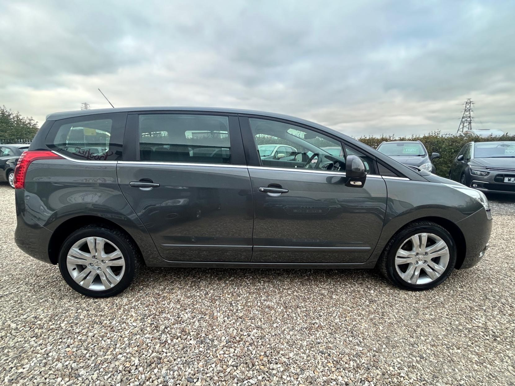 Peugeot 5008 1.6 VTi Active MPV 5dr Petrol Manual Euro 5 (120 ps)