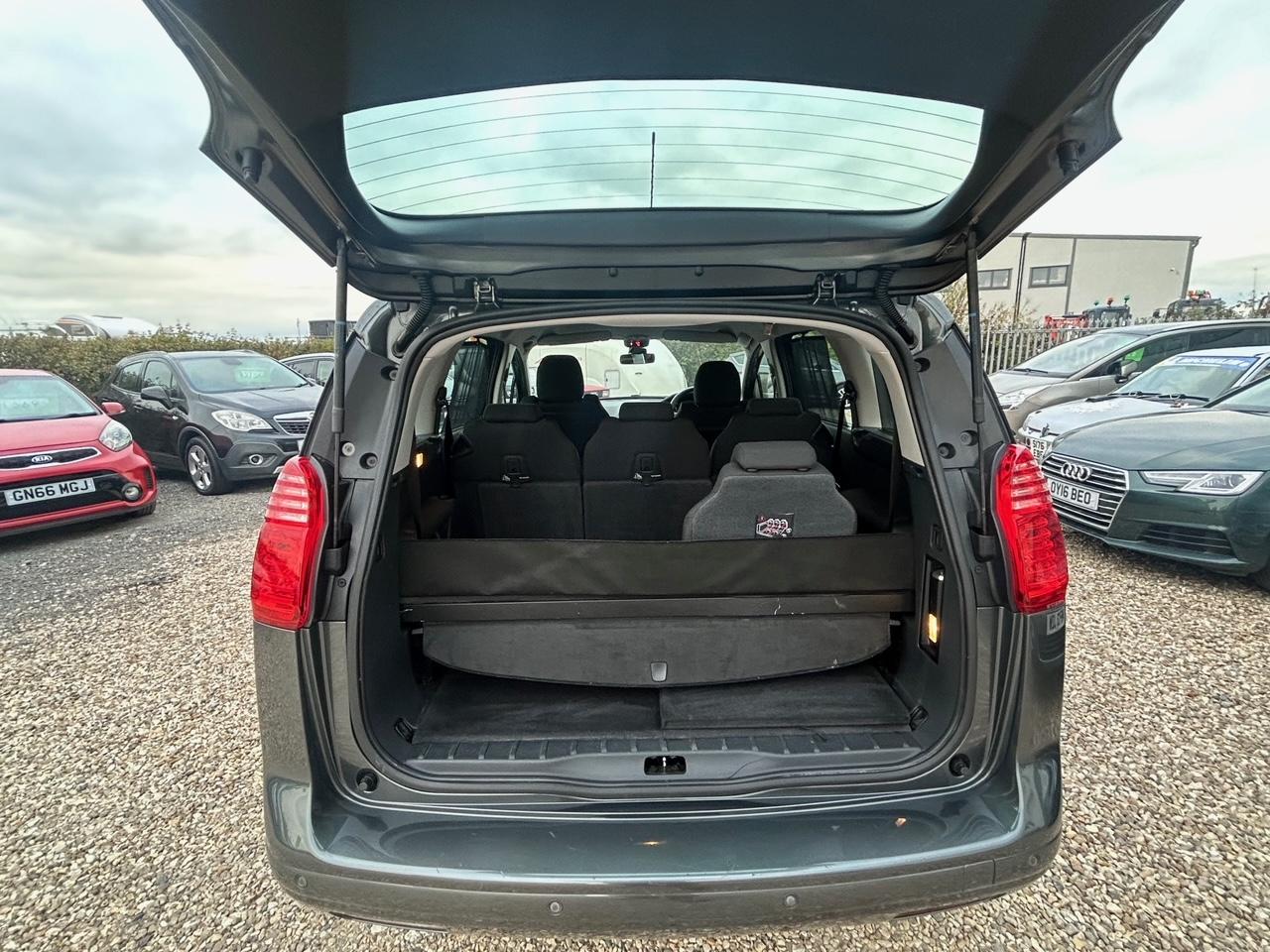 Peugeot 5008 1.6 VTi Active MPV 5dr Petrol Manual Euro 5 (120 ps)