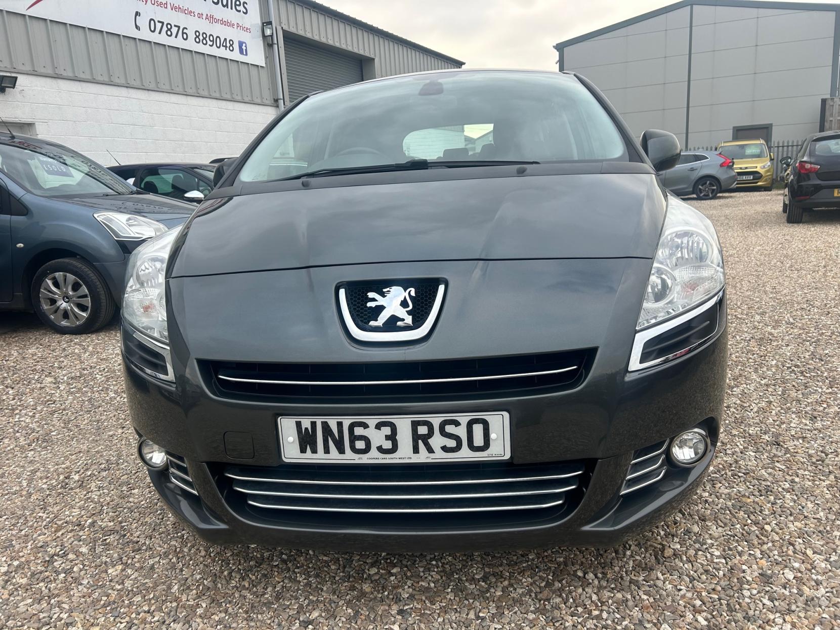 Peugeot 5008 1.6 VTi Active MPV 5dr Petrol Manual Euro 5 (120 ps)