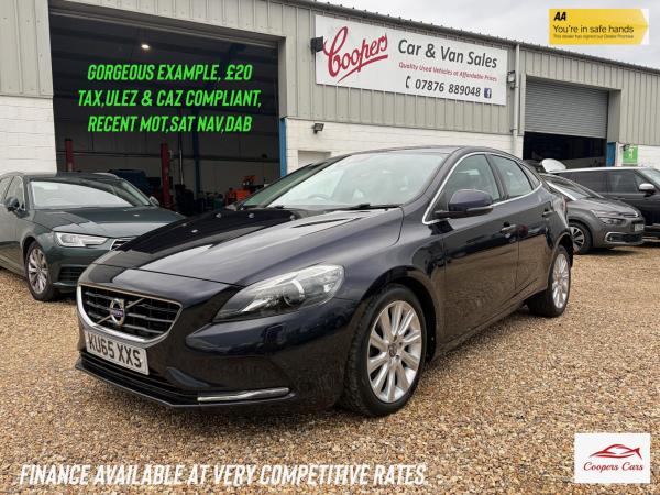 Volvo V40 2.0 D2 SE Lux Nav Hatchback 5dr Diesel Manual Euro 6 (s/s) (120 ps)