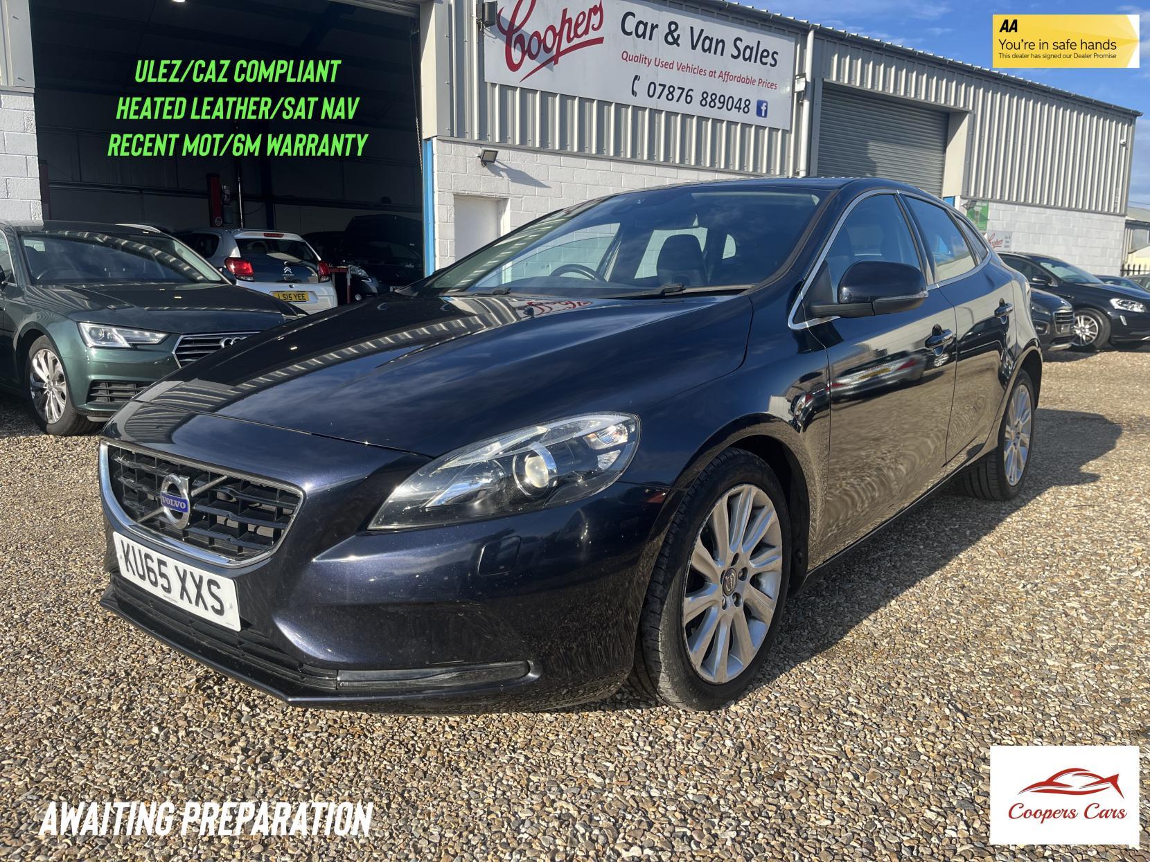 Volvo V40 2.0 D2 SE Lux Nav Hatchback 5dr Diesel Manual Euro 6 (s/s) (120 ps)