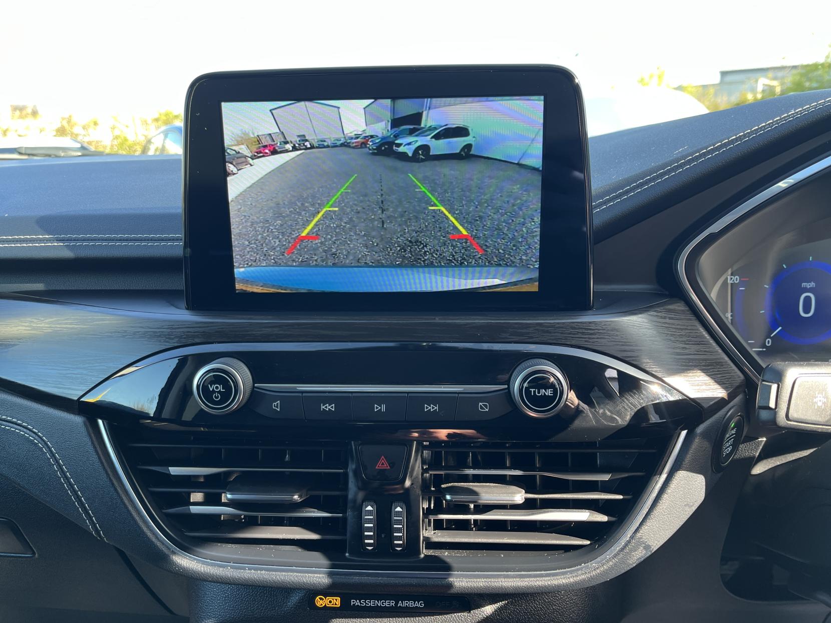 Ford Kuga 2.5 Duratec 14.4kWh Vignale SUV 5dr Petrol Plug-in Hybrid CVT Euro 6 (s/s) (225 ps)