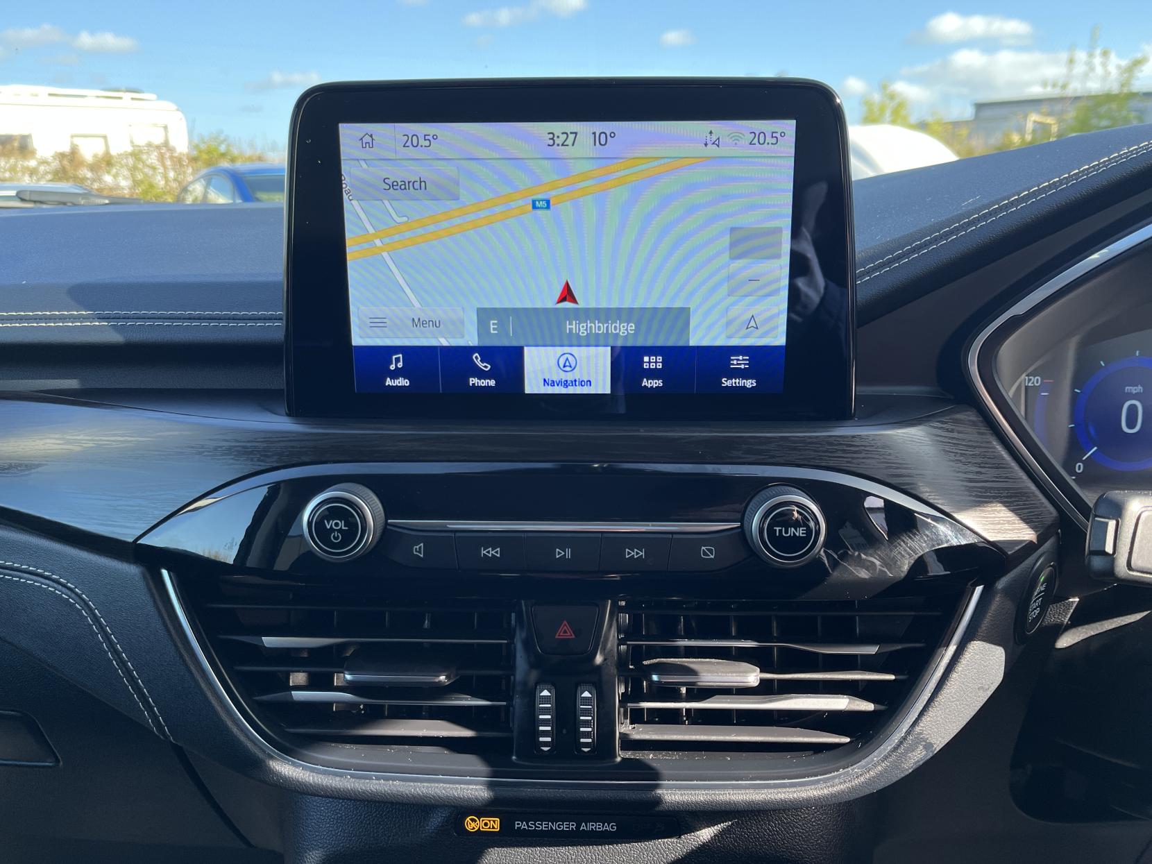 Ford Kuga 2.5 Duratec 14.4kWh Vignale SUV 5dr Petrol Plug-in Hybrid CVT Euro 6 (s/s) (225 ps)