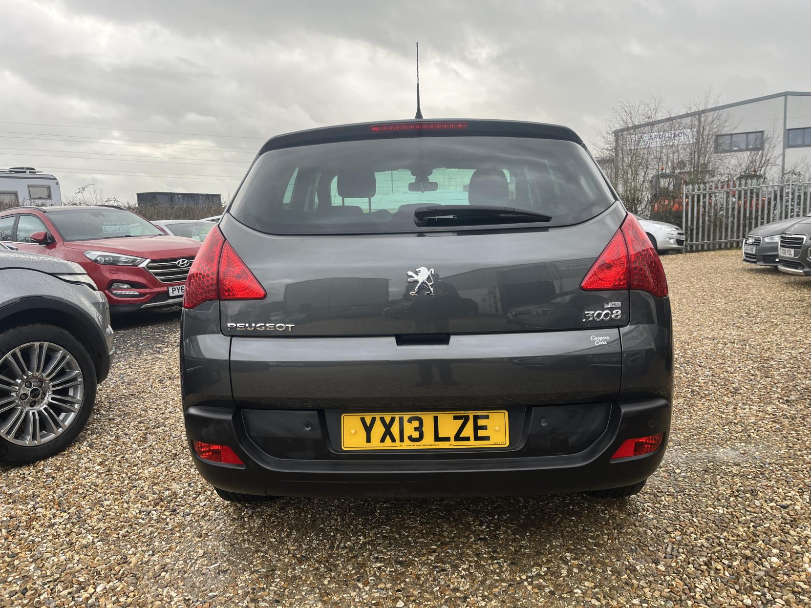 Peugeot 3008 1.6 e-HDi Active SUV 5dr Diesel EGC Euro 5 (s/s) (115 ps)