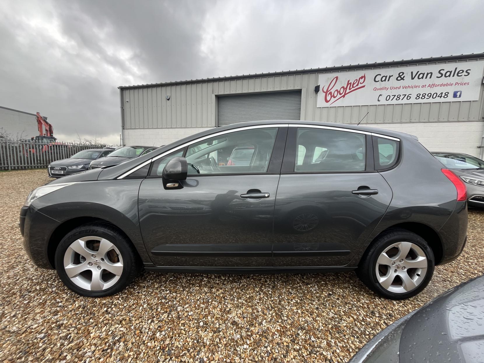 Peugeot 3008 1.6 e-HDi Active SUV 5dr Diesel EGC Euro 5 (s/s) (115 ps)