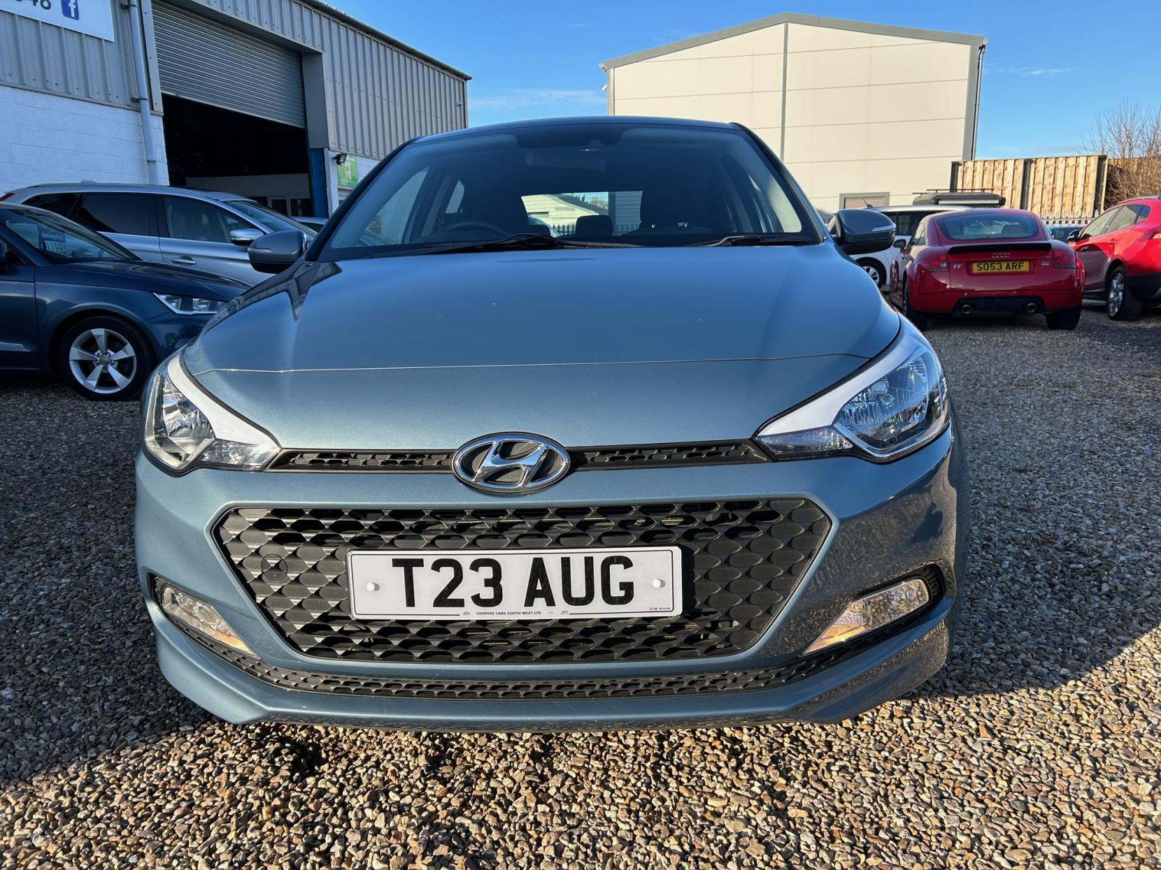 Hyundai i20 1.4 SE Hatchback 5dr Petrol Auto Euro 6 (100 ps)