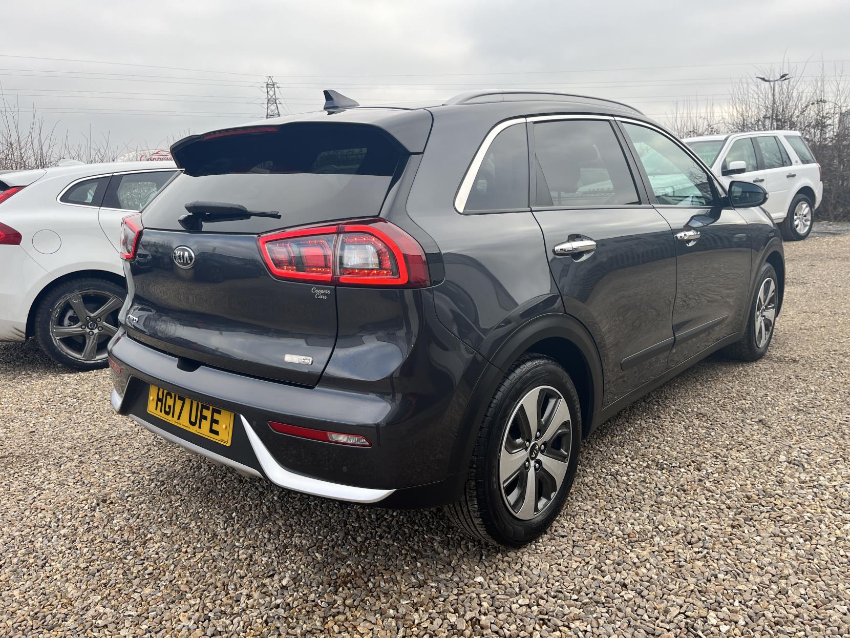 Kia Niro 1.6h GDi 2 SUV 5dr Petrol Hybrid DCT Euro 6 (s/s) (139 bhp)