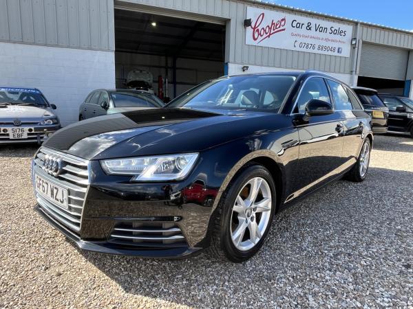 Audi A4 Avant 2.0 TDI ultra Sport Estate 5dr Diesel Manual Euro 6 (s/s) (150 ps)