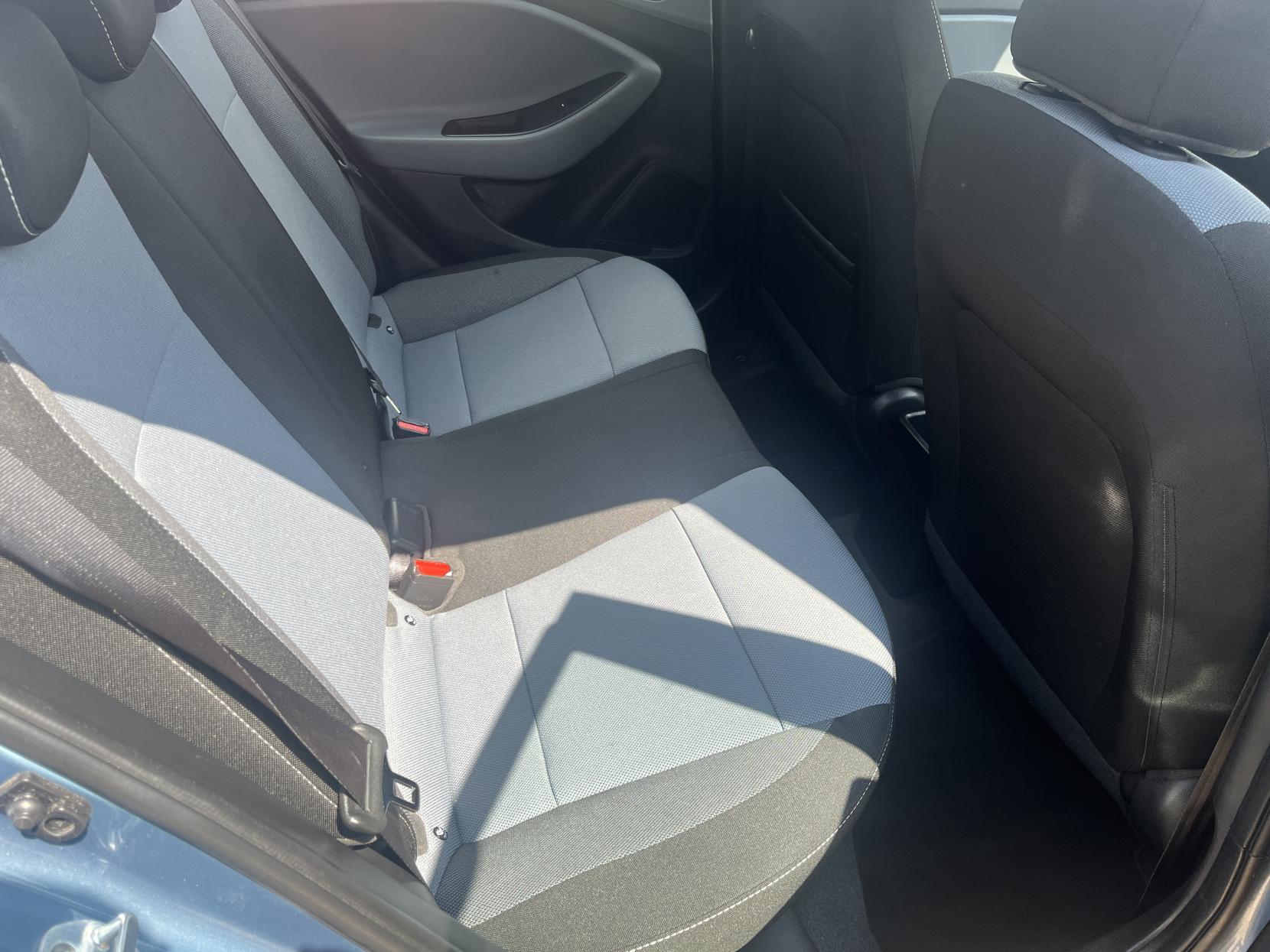 Hyundai i20 1.2 SE Hatchback 5dr Petrol Manual Euro 6 (84 ps)