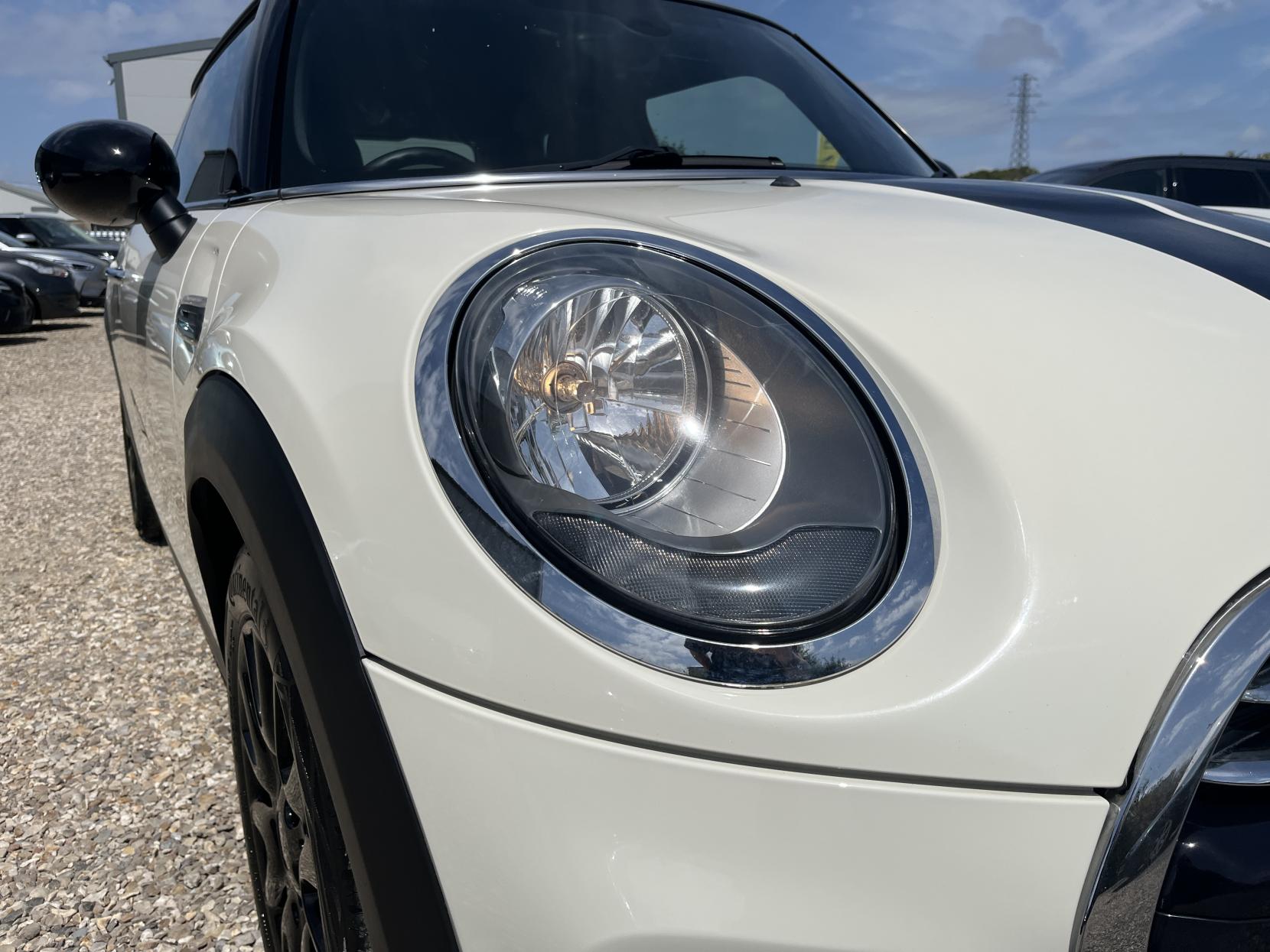 MINI Hatch 1.5 Cooper Hatchback 3dr Petrol Manual Euro 6 (s/s) (136 ps)