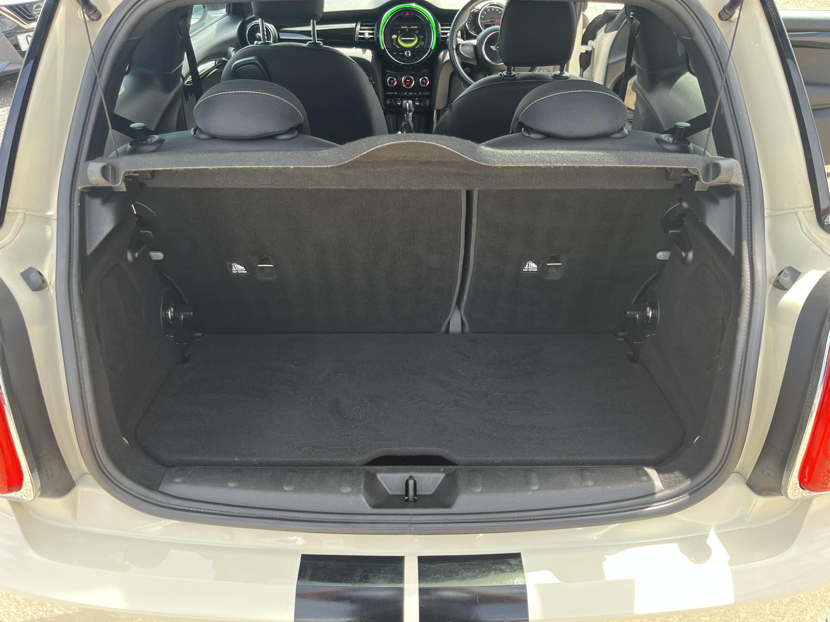 MINI Hatch 1.5 Cooper Hatchback 3dr Petrol Manual Euro 6 (s/s) (136 ps)