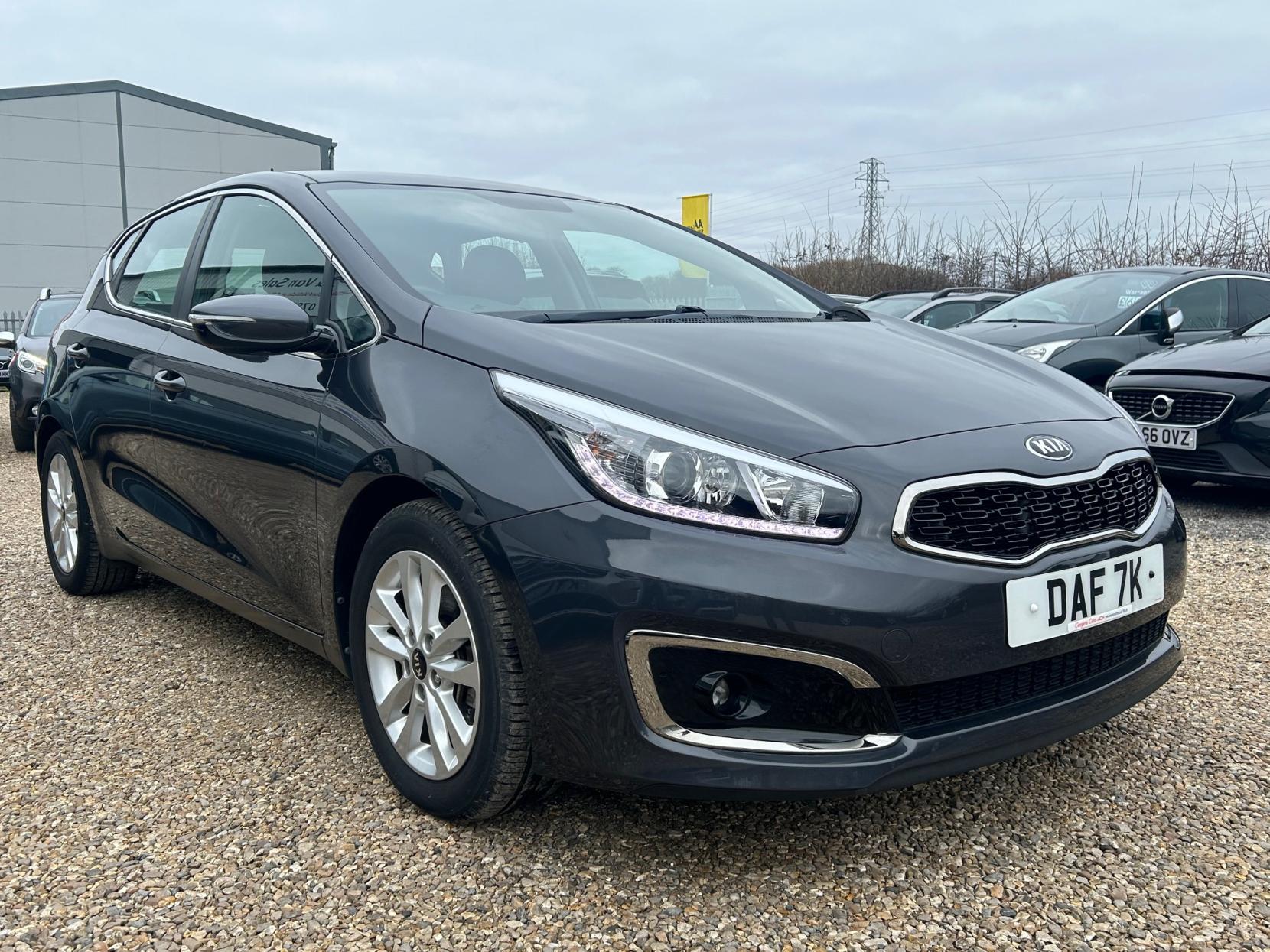 Kia Ceed 1.6 CRDi 2 Hatchback 5dr Diesel DCT Euro 6 (s/s) (134 bhp)