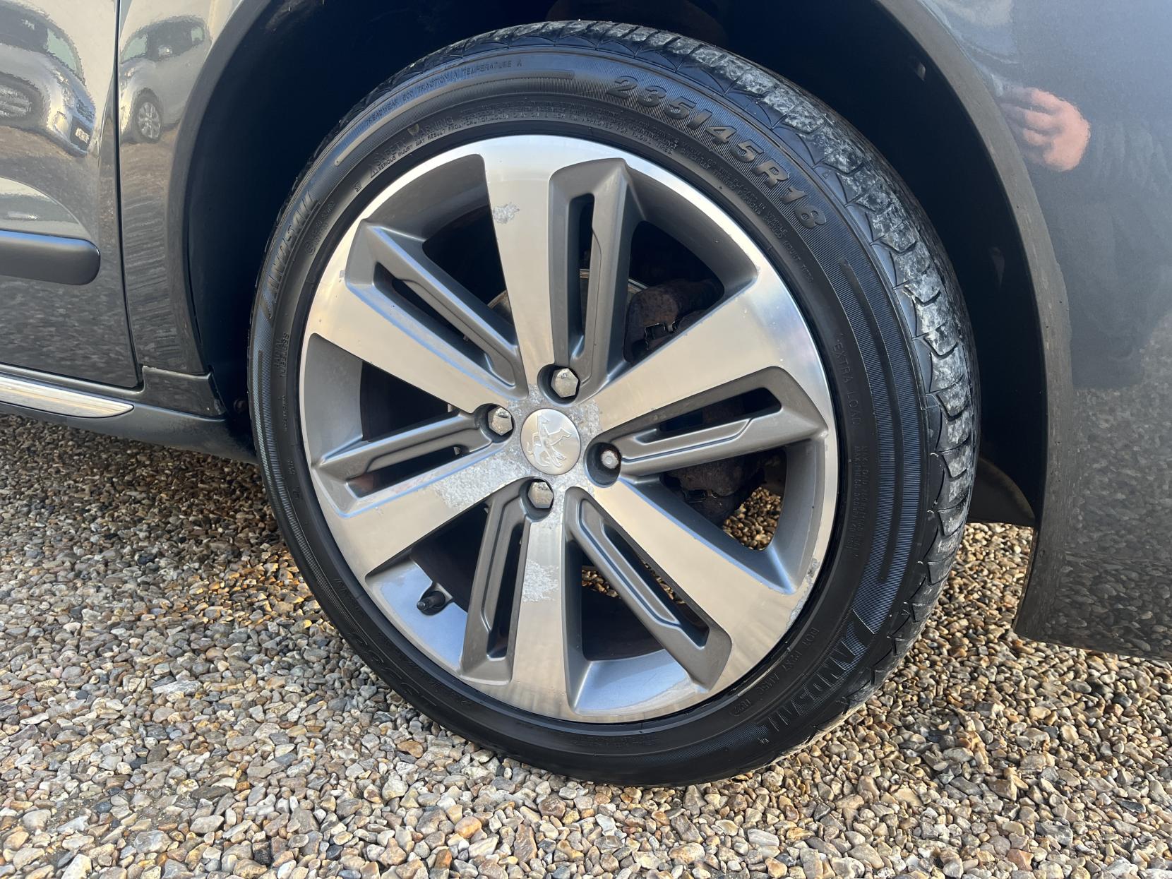 Peugeot 3008 1.6 HDi Allure SUV 5dr Diesel Manual Euro 5 (115 ps)