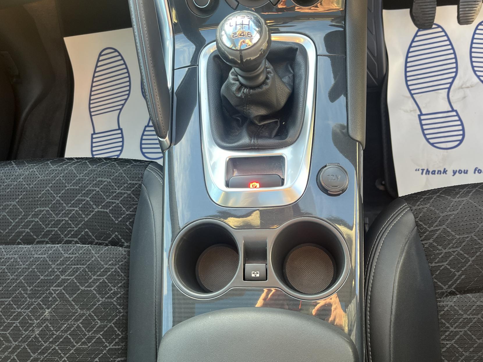 Peugeot 3008 1.6 HDi Allure SUV 5dr Diesel Manual Euro 5 (115 ps)