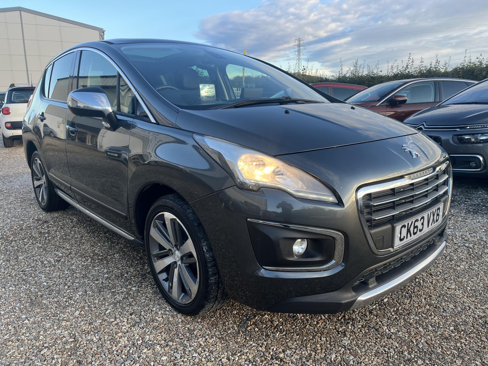 Peugeot 3008 1.6 HDi Allure SUV 5dr Diesel Manual Euro 5 (115 ps)