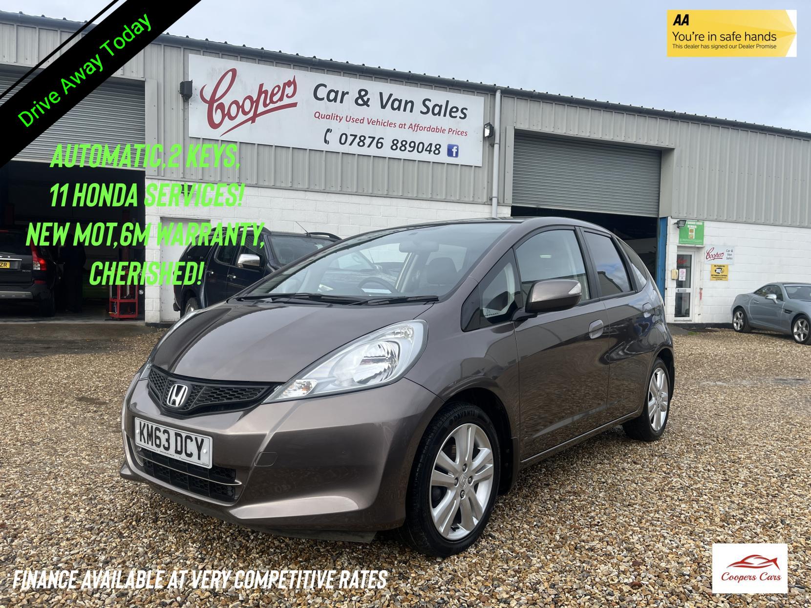 Honda Jazz 1.4 i-VTEC ES Plus Hatchback 5dr Petrol CVT Euro 5 (99 ps)