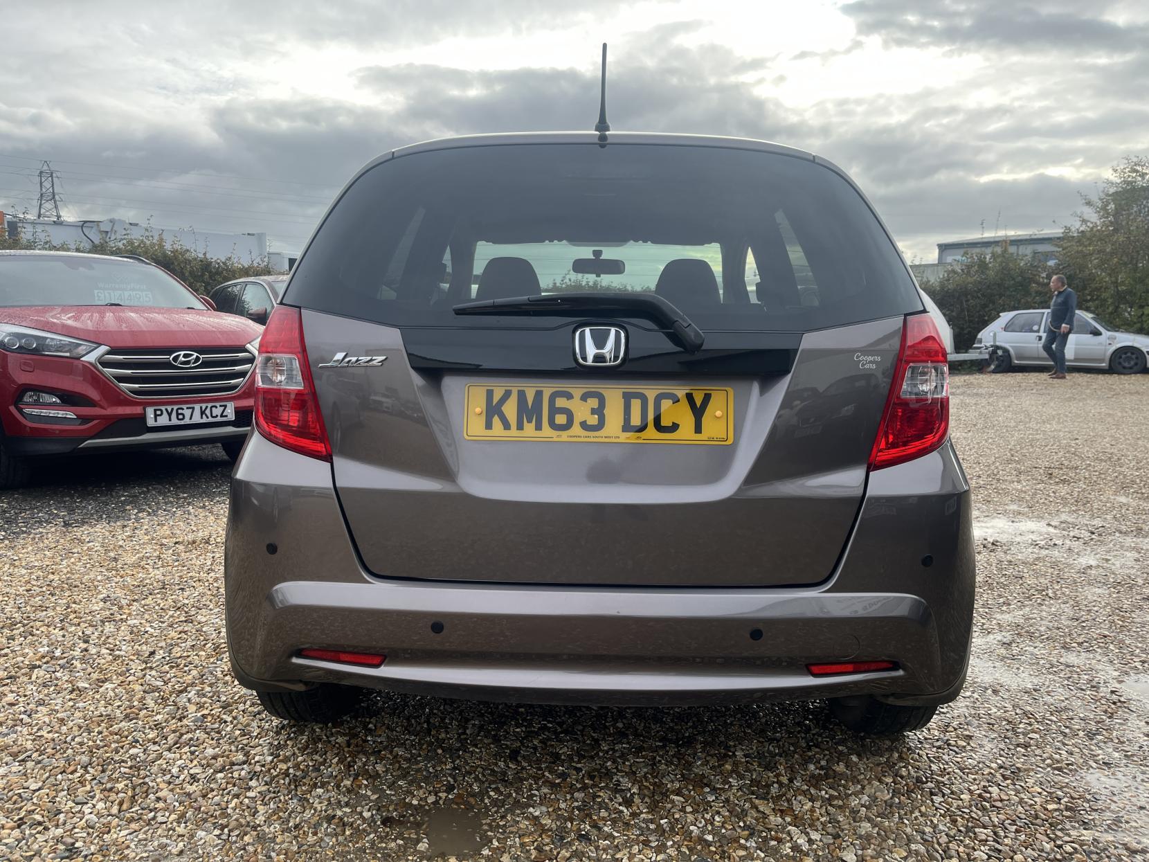 Honda Jazz 1.4 i-VTEC ES Plus Hatchback 5dr Petrol CVT Euro 5 (99 ps)