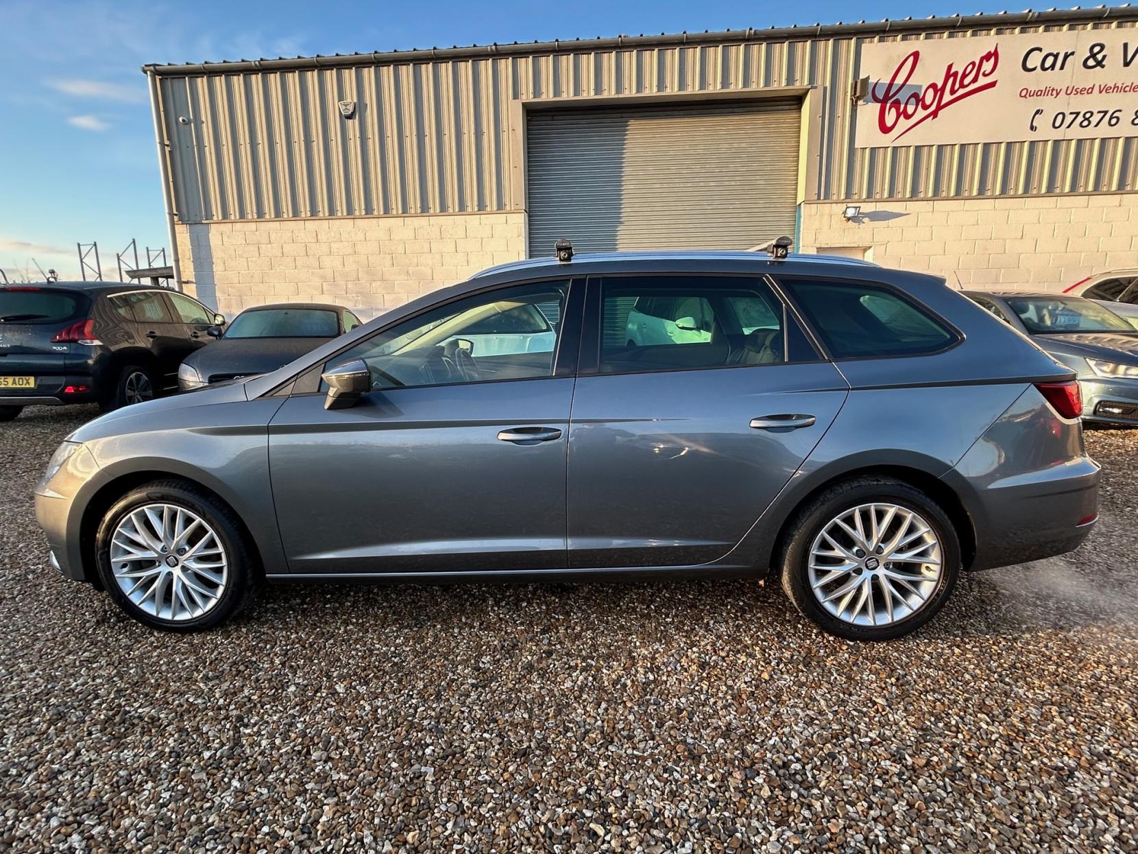 SEAT Leon 1.6 TDI SE Dynamic Technology ST 5dr Diesel Manual Euro 6 (s/s) (115 ps)