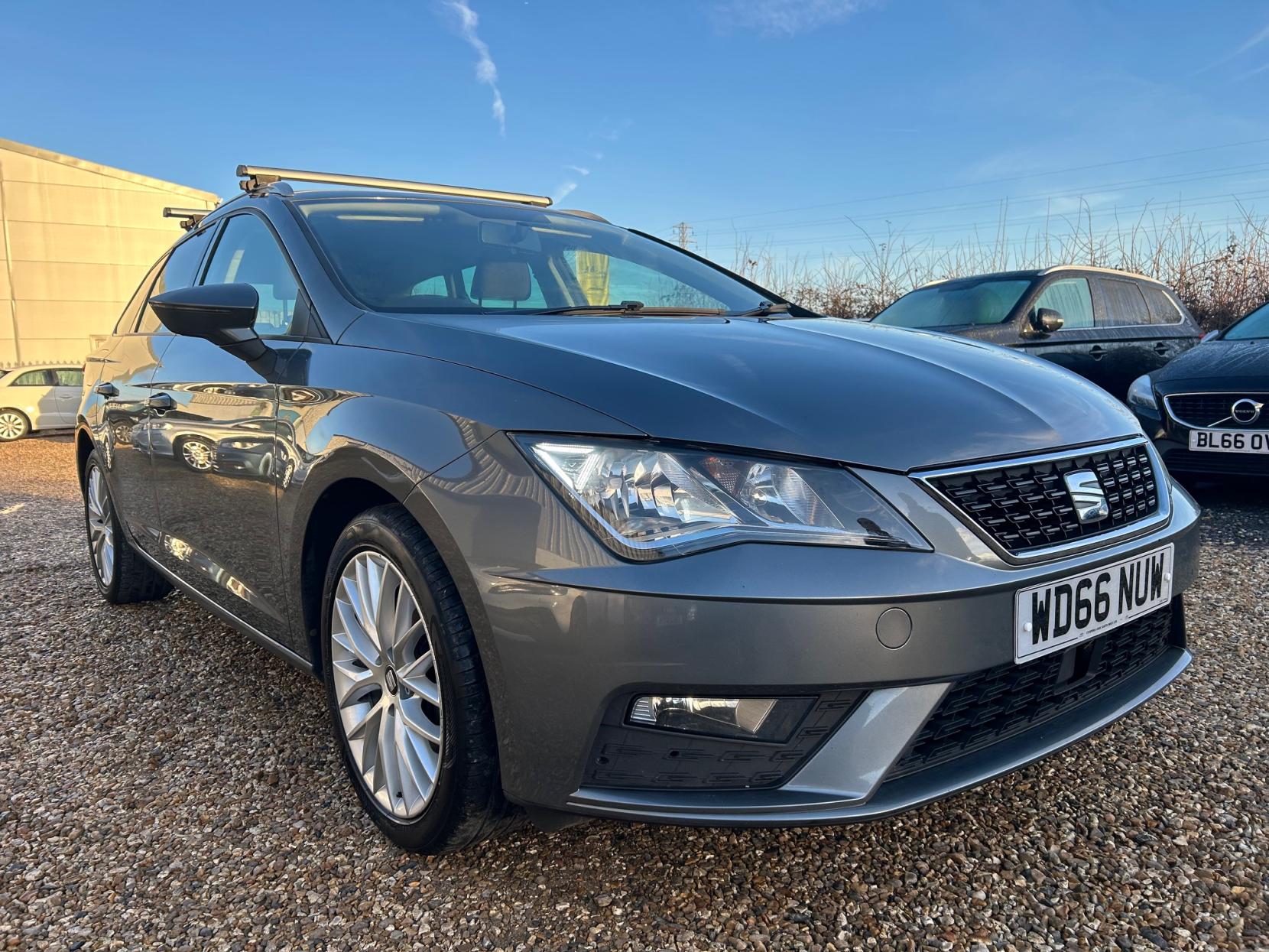 SEAT Leon 1.6 TDI SE Dynamic Technology ST 5dr Diesel Manual Euro 6 (s/s) (115 ps)