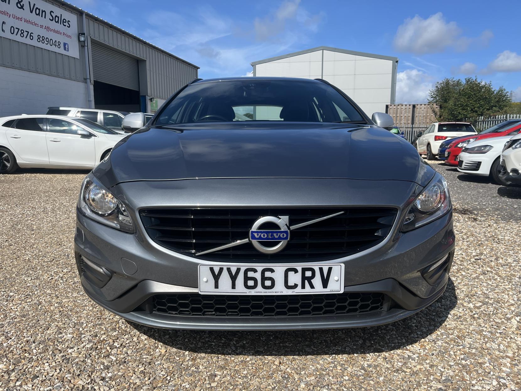 Volvo V60 2.0 T4 R-Design Nav Estate 5dr Petrol Manual Euro 6 (s/s) (190 ps)