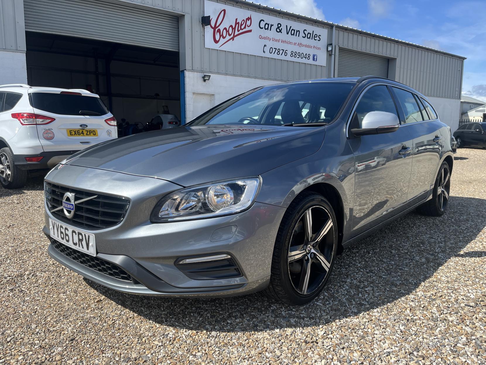 Volvo V60 2.0 T4 R-Design Nav Estate 5dr Petrol Manual Euro 6 (s/s) (190 ps)