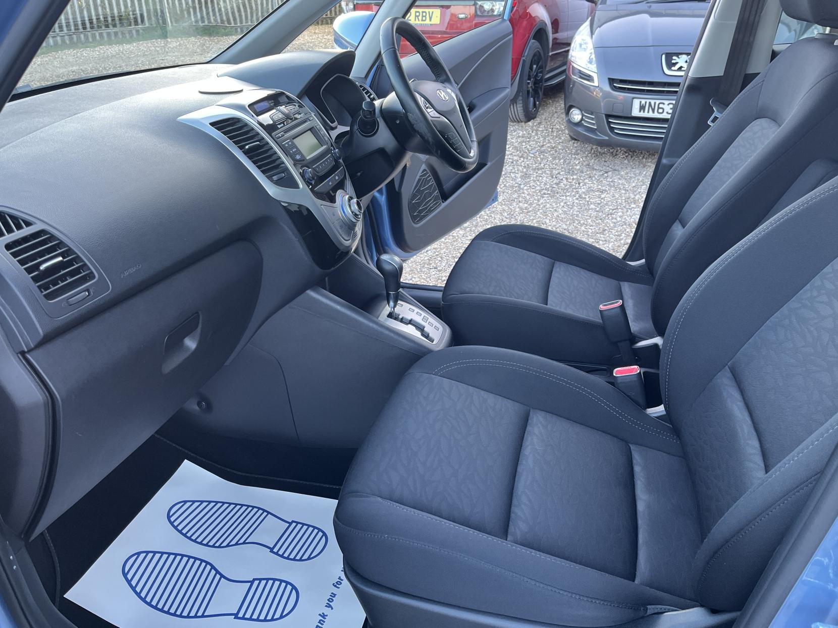 Hyundai ix20 1.6 Style Hatchback 5dr Petrol Auto Euro 5 (123 bhp)