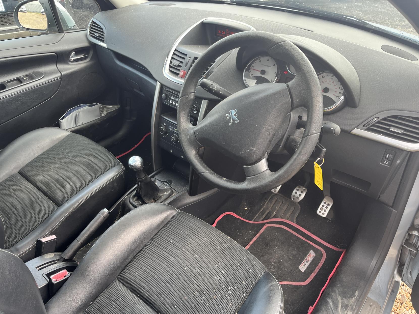 Peugeot 207 1.6 HDi Allure Hatchback 5dr Diesel Manual Euro 5 (92 ps)