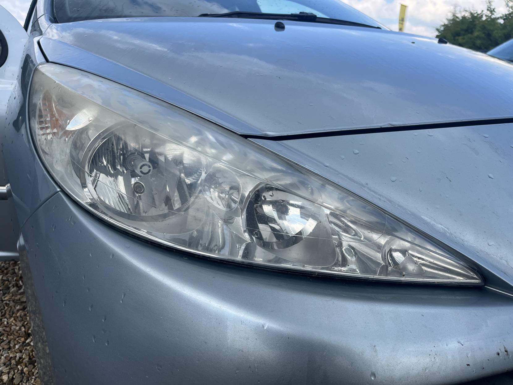 Peugeot 207 1.6 HDi Allure Hatchback 5dr Diesel Manual Euro 5 (92 ps)