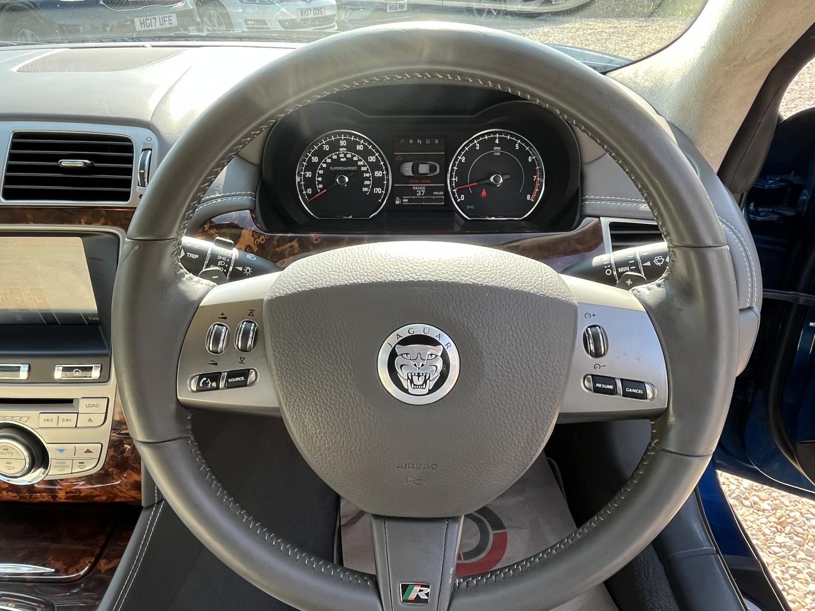 Jaguar XKR 5.0 V8 Coupe 2dr Petrol Auto Euro 5 (510 ps)